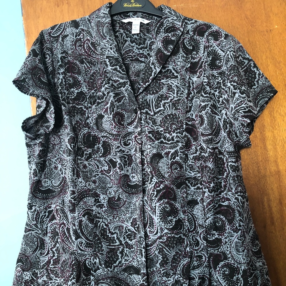 Cap-Sleeve Croft and Barrow Button Down LP Shirt